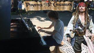 Pianist Stuns Crowd With Epic Pirates of the Carribean Performance