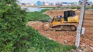 THE BEST.! Technique! Use Dozer SHANTUI DH17c2 Push the ground Fill flooded land And Dump Trucks 5T.