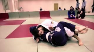 Школа BJJ Mania. Дауд Адаев - Свип с хафгарда + обход / Halfguard sweep and pass