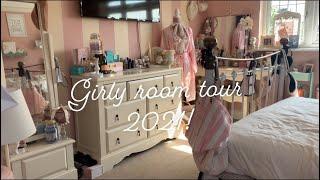 Full in depth girly room tour 🪞