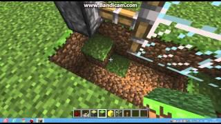 Mincraft Tutorial: How to make a simple redstone piston door