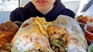 ASMR   GIANT BURRITO + CHIP BIG BITE CAR MUKBANG WHISPERING REAL EATING SOUND 먹방 TWILIGHT SHOW