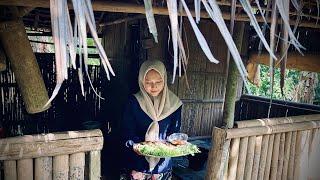 BAKAR IKAN GURAME DI GUBUK (suasananya adem banget)