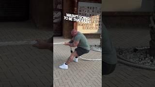 His brother play rope pulling challenge against tiger 