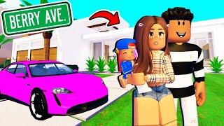 I Got ADOPTED By The RICHEST Family In BERRY AVENUE RP! (Roblox Berry Avenue Roleplay)