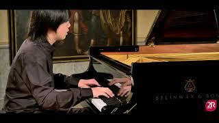 Jacky Xiaoyu Zhang interpreta di Ludvig van Beethoven la Sonata no.31 op.110