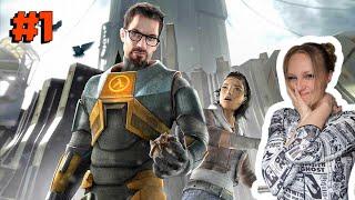 A Physicist Plays A Physicist In Half-Life 2! ┃ First Playthrough Half-Life 2 [Part 1]