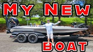 Tim's New Boat! Custom Skeeter FXR 21 Bass Boat! Full Tour + Tackle Organization