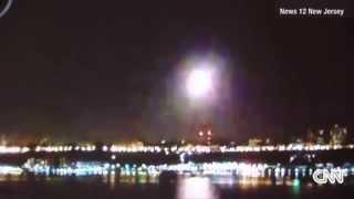 Fire in the Sky : Meteor lights up the night skies over New Jersey and New York (Sept 16, 2014)