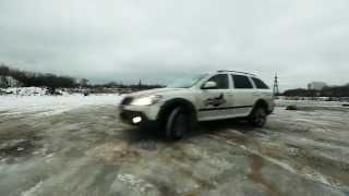 Skoda Octavia Scout on Mita snow chains