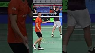 Legal or not?!?  #internationalbadminton #badmintoneurope #badmintonplayer