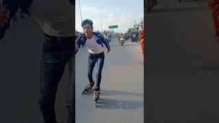 reaction  #reaction #skating #skater #girlreaction #india #road #viral #trending #up #shortsviral