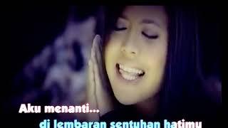 Dia Fadila - Andai  (Music Video)