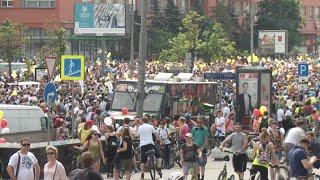Cyclists Gather in Moscow for Russia's Biggest Cycle Parade