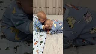 Brother Uses Twin Brother's Head As Teething Stick! #baby#twinmoments #cute#twinbrothers#funny#viral