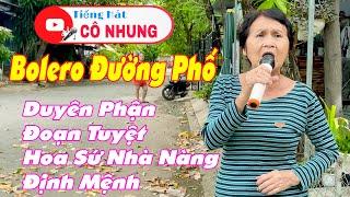 Cụ Bà 72 Tuổi Làm Bao Người Chết Mê Với Giọng Ca Bolero Thiên Phú! Hát Rong Đường Phố Quá Hay