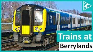 Trains at Berrylands (SWML) 23/03/2022