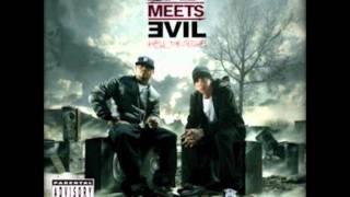 10-Royce Da 5′9″ Ft. Eminem - Living Proof (Bonus Track) album Bad meets evil 2011.wmv