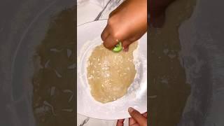 Proses bikin kue lebaran 2 bahan #resepmasakan #kuelebaran #cemilan #resepmurah #shortvideo