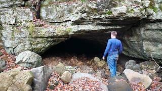 Homeowner Lives On Top Of A Massive Crystal Cave