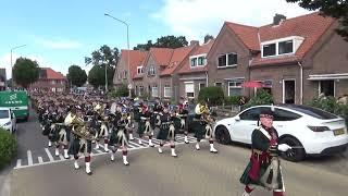 Lowland and Highland Bands of the Royal Regiment of Scotland Vlaggenparade Nijmegen