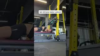 Gelmiş seni üzerim diyor ben üzülecek birimiyim tiktok fitness salonu tayt akım videoları #shorts