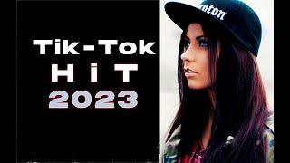 Летит патруль 2023 / поет девушка / Бате скажи что у дочки все ровно / Tik-Tok Hit 2023