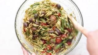 DeLallo Pesto Orzo Pasta Bowl with Calamata Olives and Green Beans