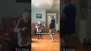 Nursing home resident comes to life with music ️