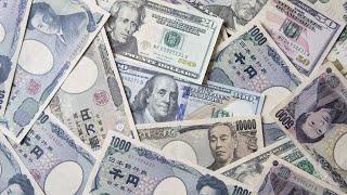 Dollar-Yen Risks Overshooting to 170, SocGen’s Juckes Warns