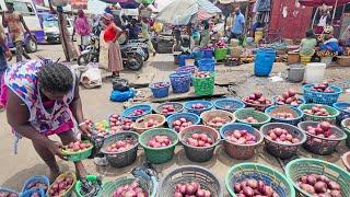 TRADITIONAL FOOD MARKET SHOPPING IN GHANA AGBOBLOSHIE, AFRICA