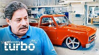 Martín se pone sentimental al reparar un auto | Mexicánicos ¡Marcha Atrás! | Discovery Turbo