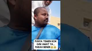 prank teman cium keledai.. ekspresinya lucu 