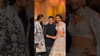 deepika padukon looking gorgeous:#bollywood #viralshort #trending #fypシ゚viral