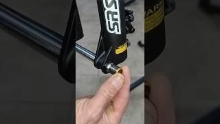 Nova trava do eixo suspensão Suntour XCR32 boost. #shortsfeed #youtubeshorts #suntour #suspension