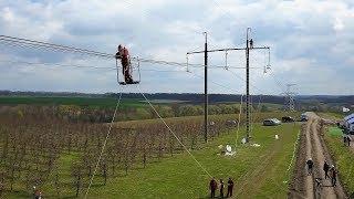 Work under voltage on a 330 kV overhead line