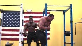 LARRYWHEELS DEADLIFTS 700X10 WITH NDOCHAMP