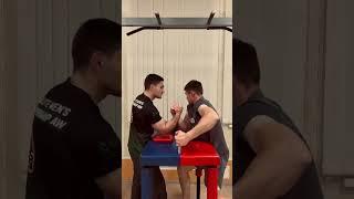 Алан Золоев против рукоборца из Благовещенска #armwrestling #благовещенск #санктпетербург #спорт