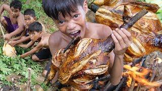 Survival in the rainforest - Cooking chicken recipe and eating