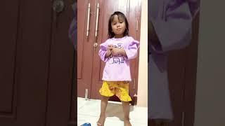 Lagi untuk kamu #cute #shortvideo #jogetviral #anakhitskekinian #jogetasyik