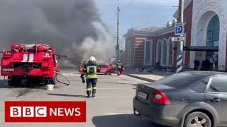 Dozens dead after Ukraine railway station hit by rockets - BBC News