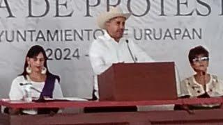 CARLOS MANZO EL DEL SOMBRERO PRECIDENTE DE URUAPAN