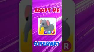 DREAM PET 🩶 GIVEAWAY !! IN ADOPT ME ROBLOX #shorts