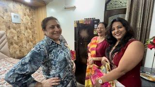 Cheena ke mother in law and sister in law aaye  sargi dene !! Pehla karvachauth ️