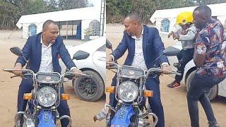 MAITHORI FINALLY KIENGEI HANDS OVER THE MOTOR BIKE TO MAINA THE TRENDING BOY AND HIS FAMILY