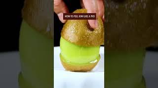 HOW TO PEEL KIWI LIKE A PRO? #asmr #asmrvideo #asmrfood #asmrsounds #foodporn #fruit #kiwi