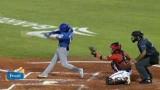 Atrás la bola  HOMERUN de Ryan Fitzgerald que pone alante al Licey 