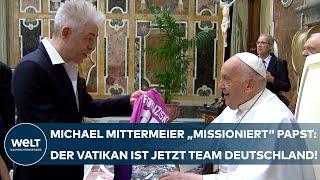 VATIKAN: Comedians zu Gast beim Papst - Mittermeier schenkt Papst Franziskus deutsches EM-Trikot!