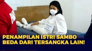 Tampil Beda! Istri Sambo Putri Candrawathi Berbaju Putih di Rekonstruksi Pembunuhan Brigadir J