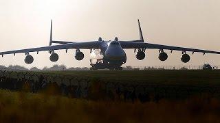 Ukrayna'dan kalkan dünyanın en büyük kargo uçağı Antonov Avustralya'ya indi